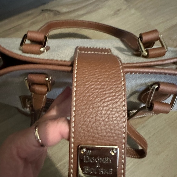 Dooney And Bourke Tote, EUC - Picture 9 of 13